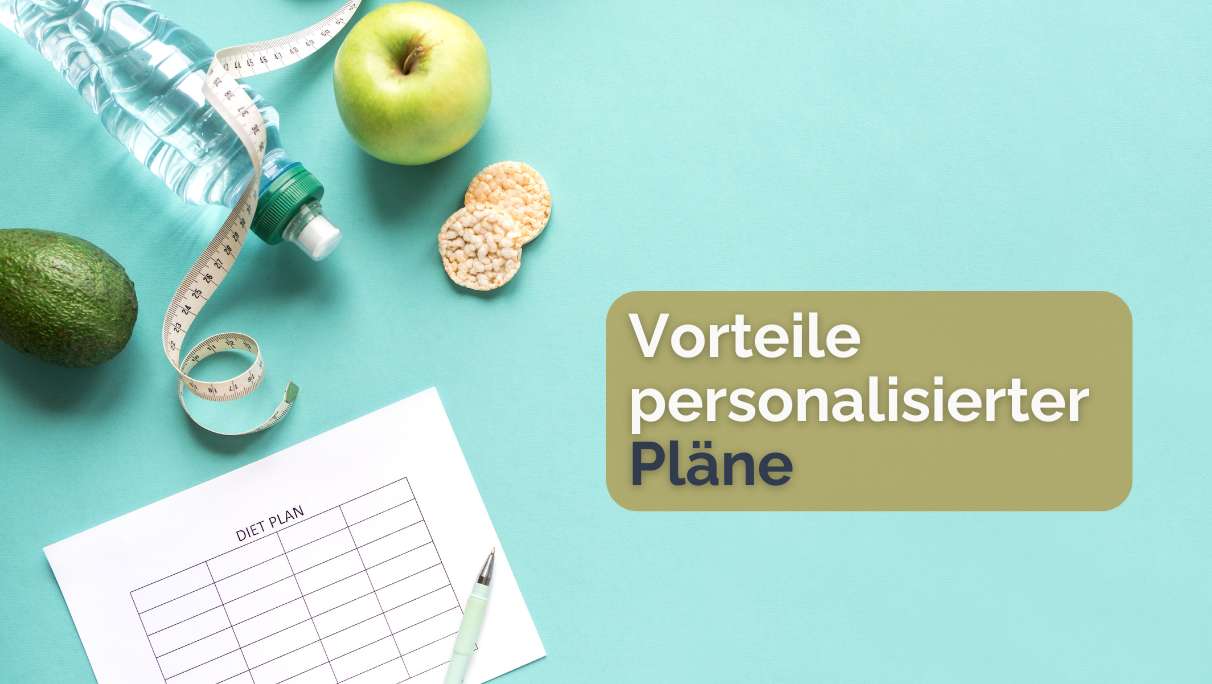 Vorteile personalisierter Plaene. Ein Ernährungsplan, ein paar Früchte, und eine Trinkflasche